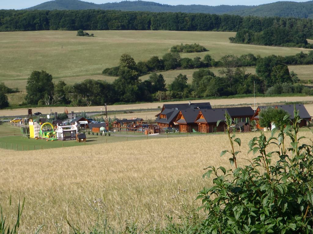 Ubytovanie Koliba Pacho - Zrub Katka Prievidza Bagian luar foto